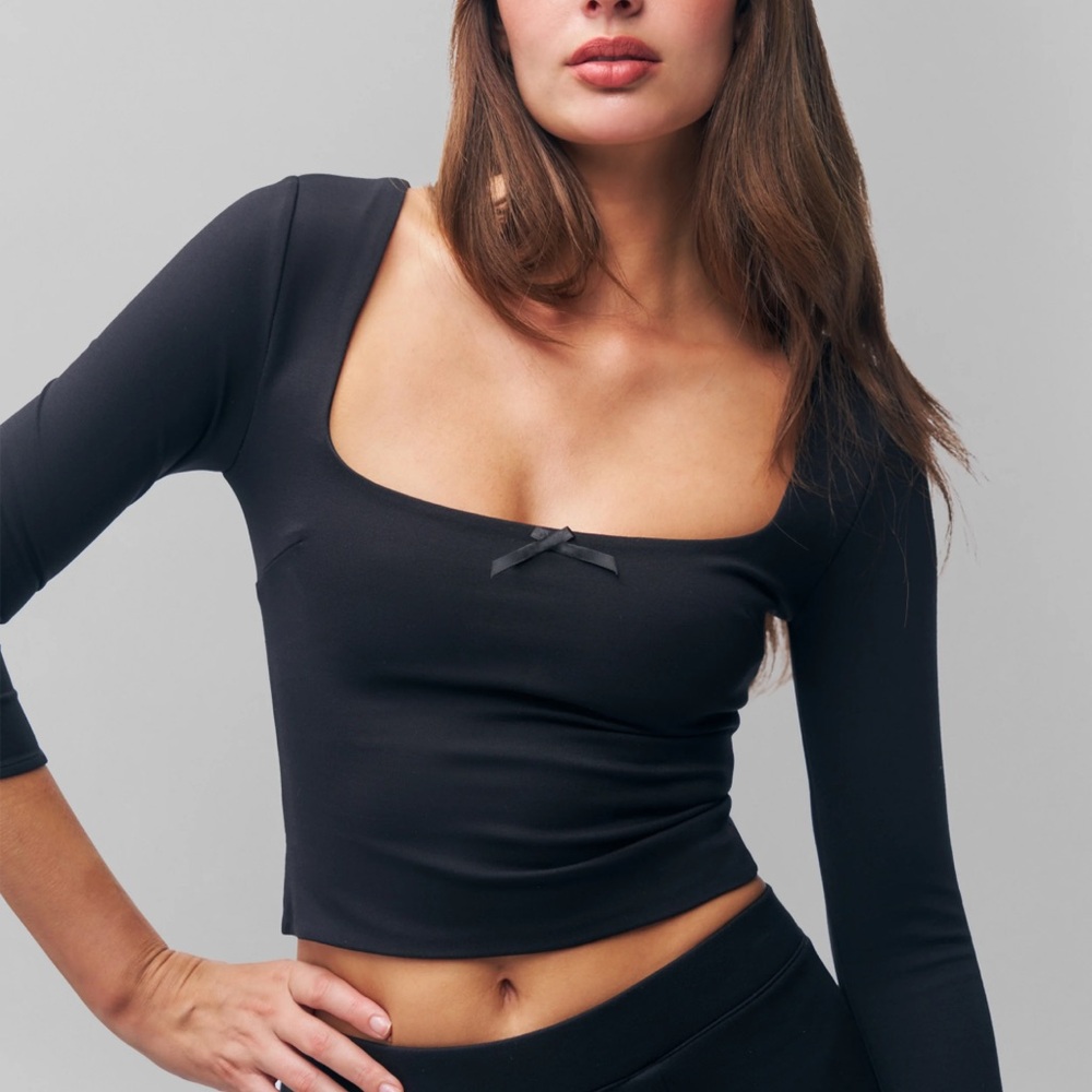 Guizio Black Nea Top